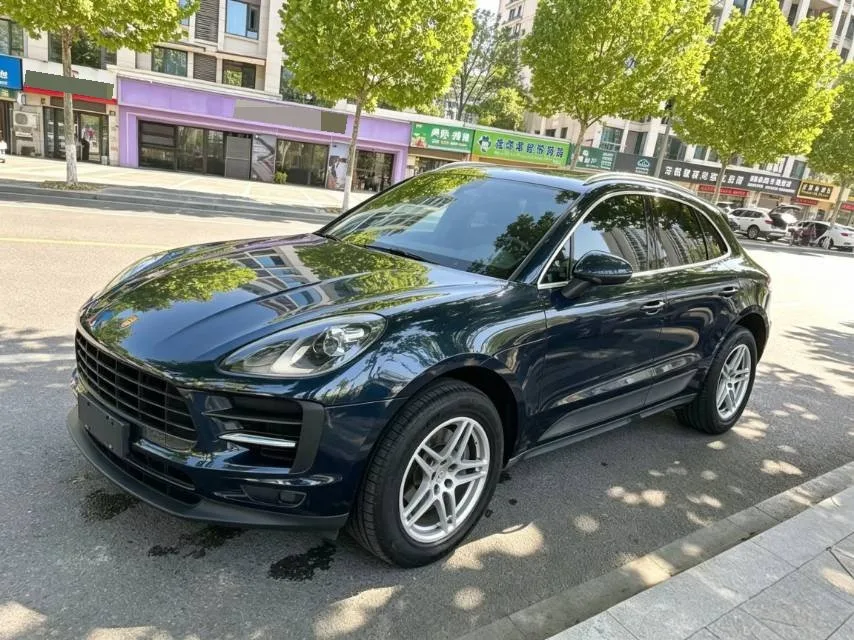 2021 Macan 2.0T