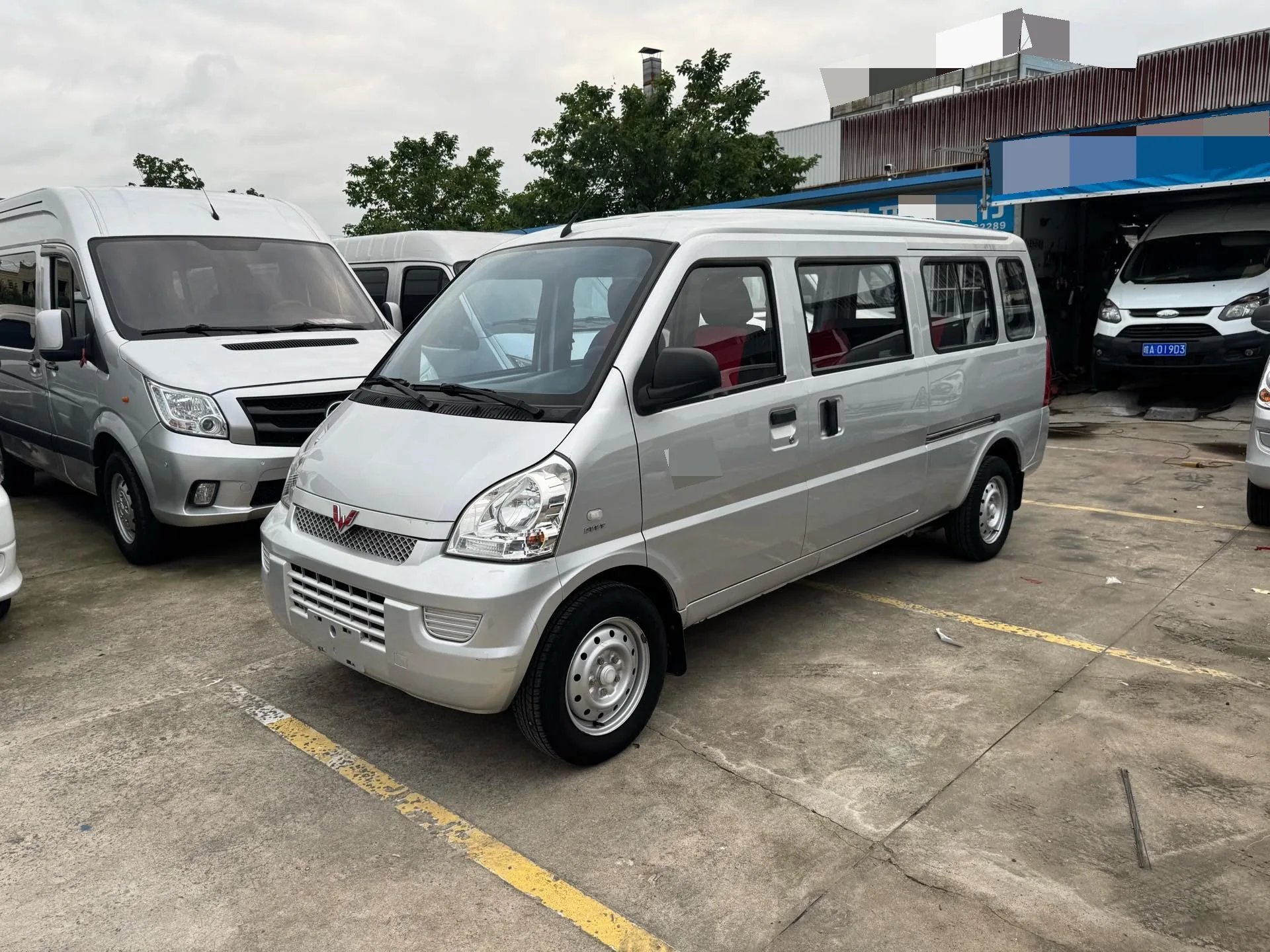 Wuling 2021 Rongguang 1.5 Extended Standard Edition with Power Steering (Manual Transmission)