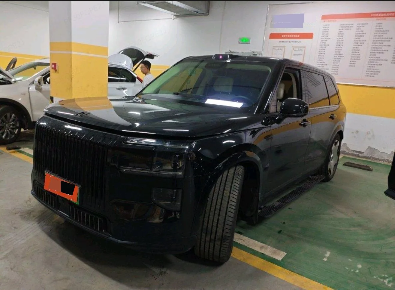 Zeekr 2025 Model Zeekr 9X 2.0T Ultra Edition 70kWh Automatic Transmission