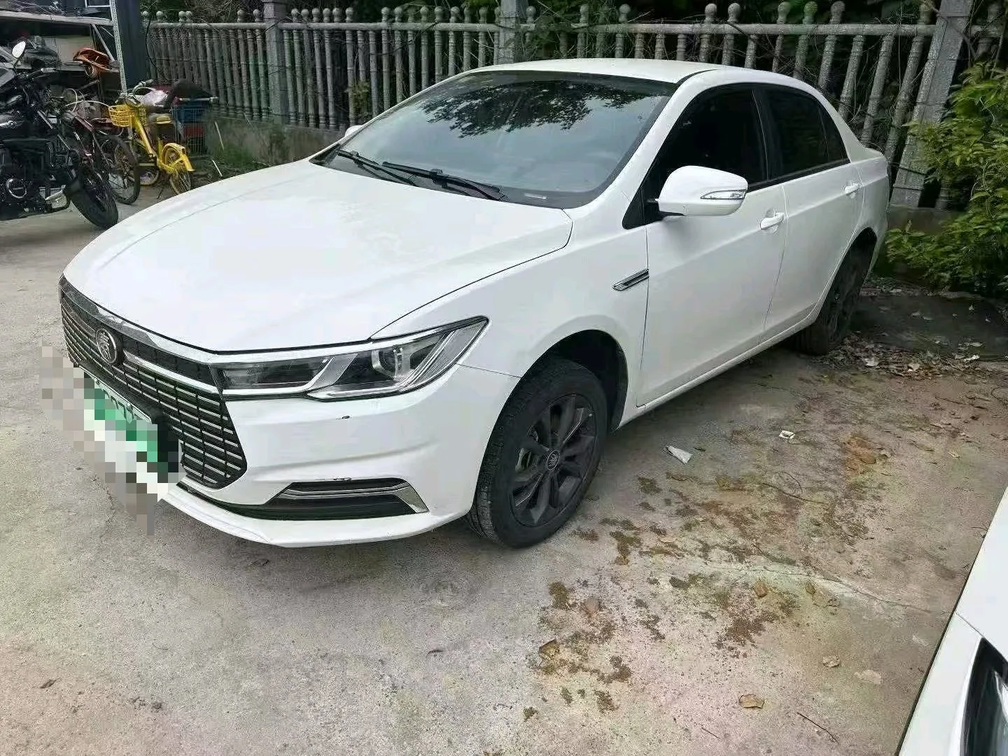 Qin PLUS 2021 EV 400KM Luxury Edition