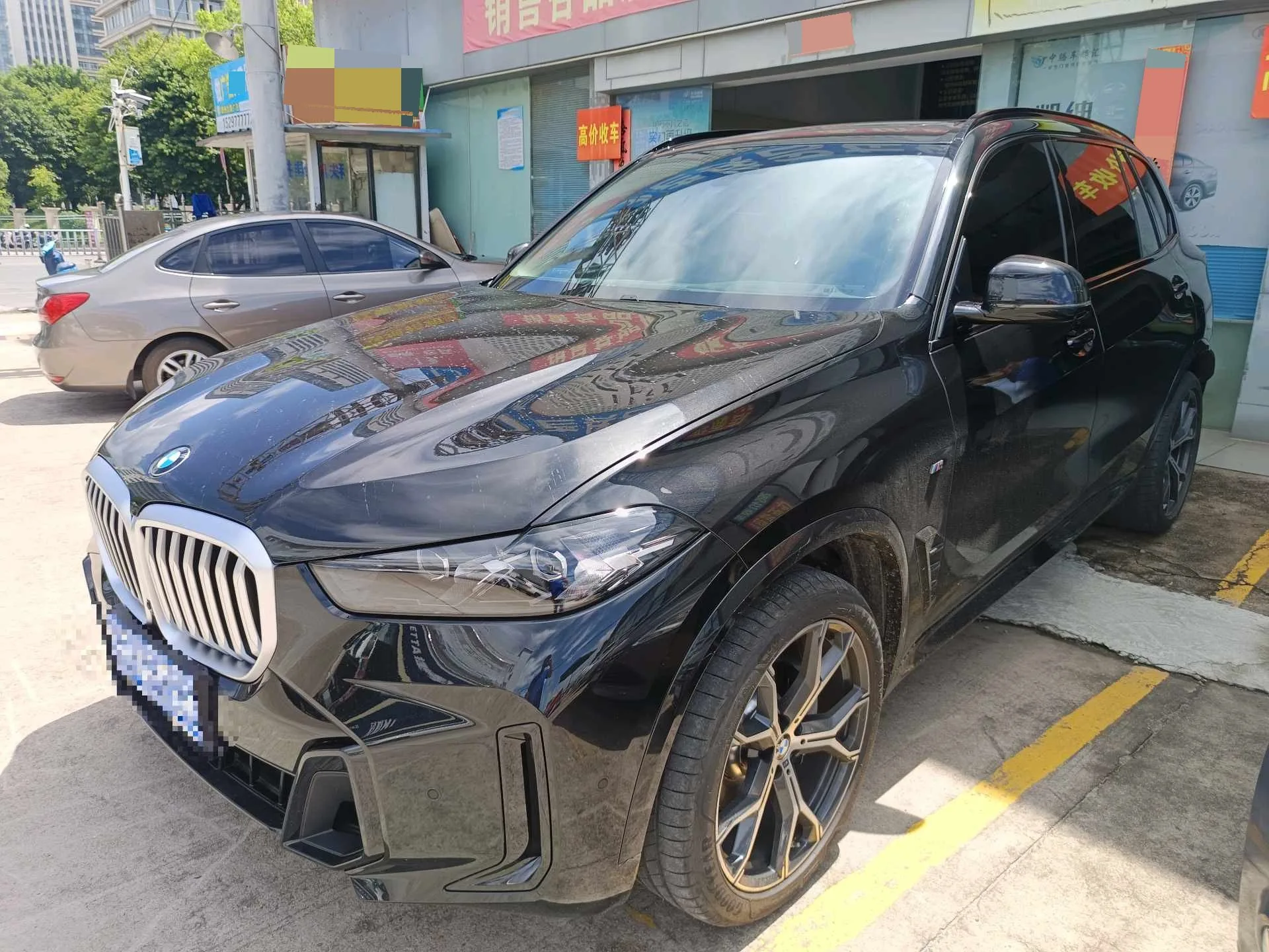 2026 BMW X5 xDrive30Li 48V 2.0T M Sport Shadow Edition Automatic