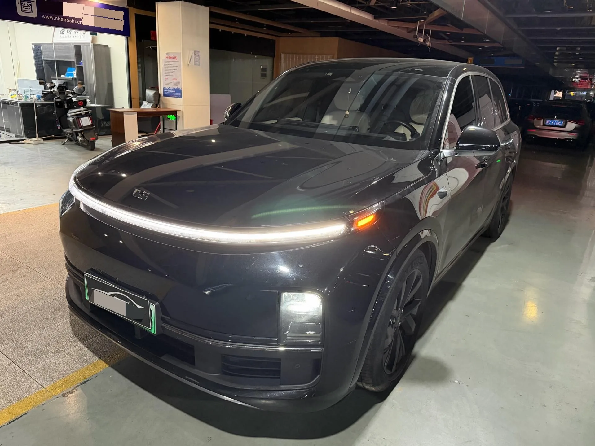 Li Auto L8 2023 Pro