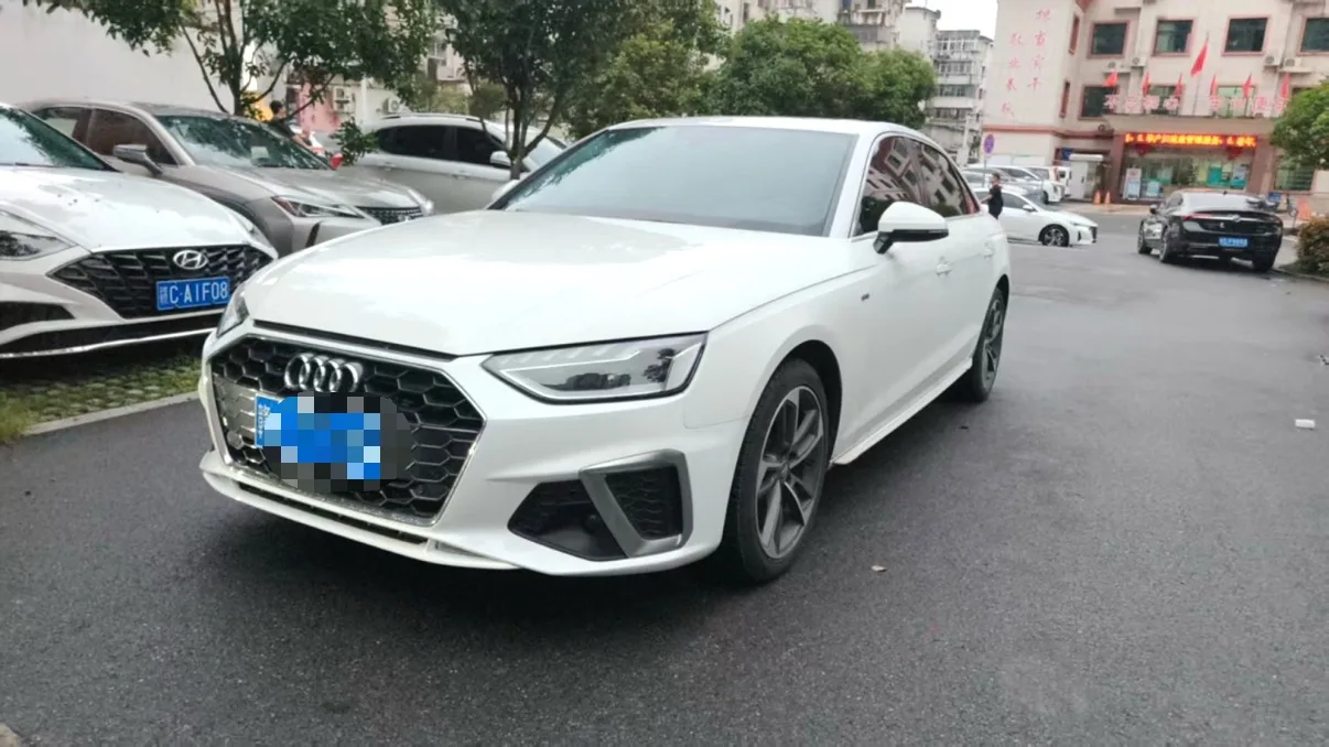 Audi A4L 2020 40 TFSI Fashion Dynamic Edition