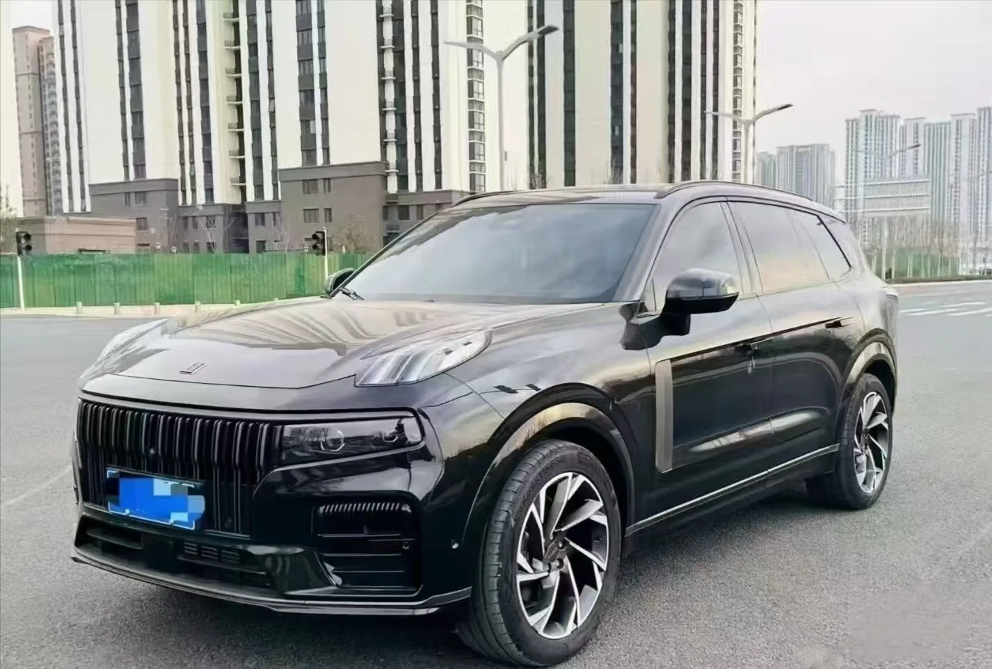 Lynk & Co 2021 Lynk & Co 09 MHEV 2.0T Halo 6-seater Automatic