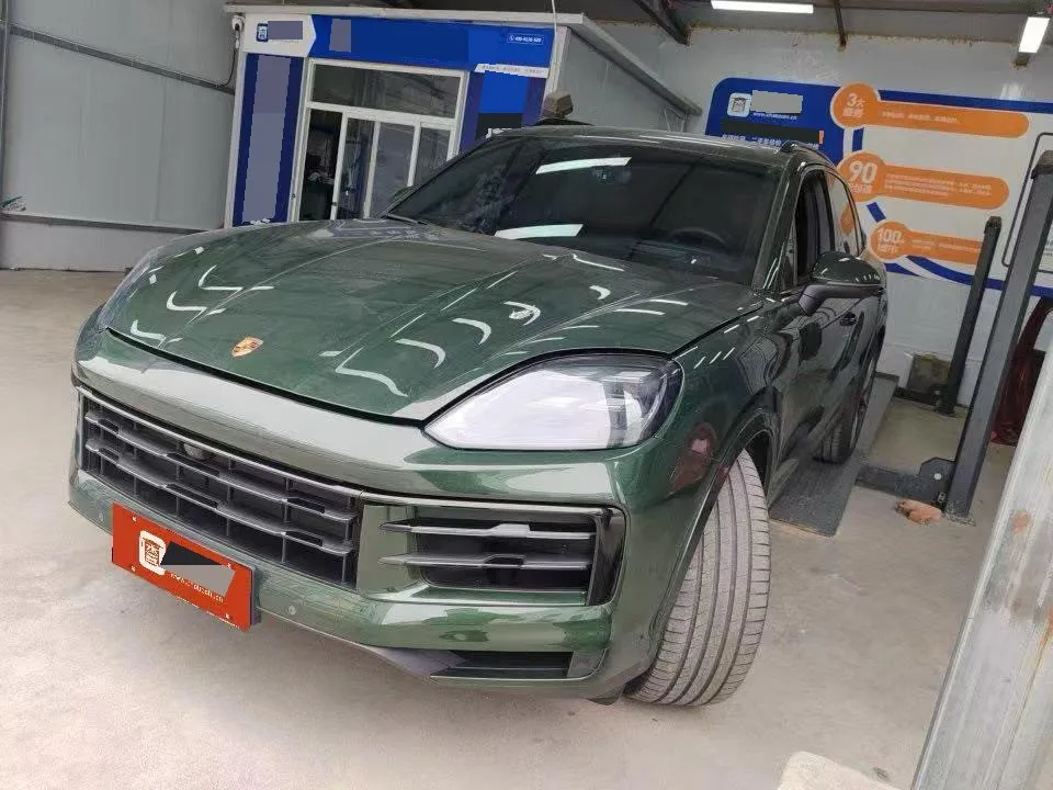Porsche Cayenne (Imported) 2025 Model Year Cayenne 3.0T Sport Edition, Automatic Transmission