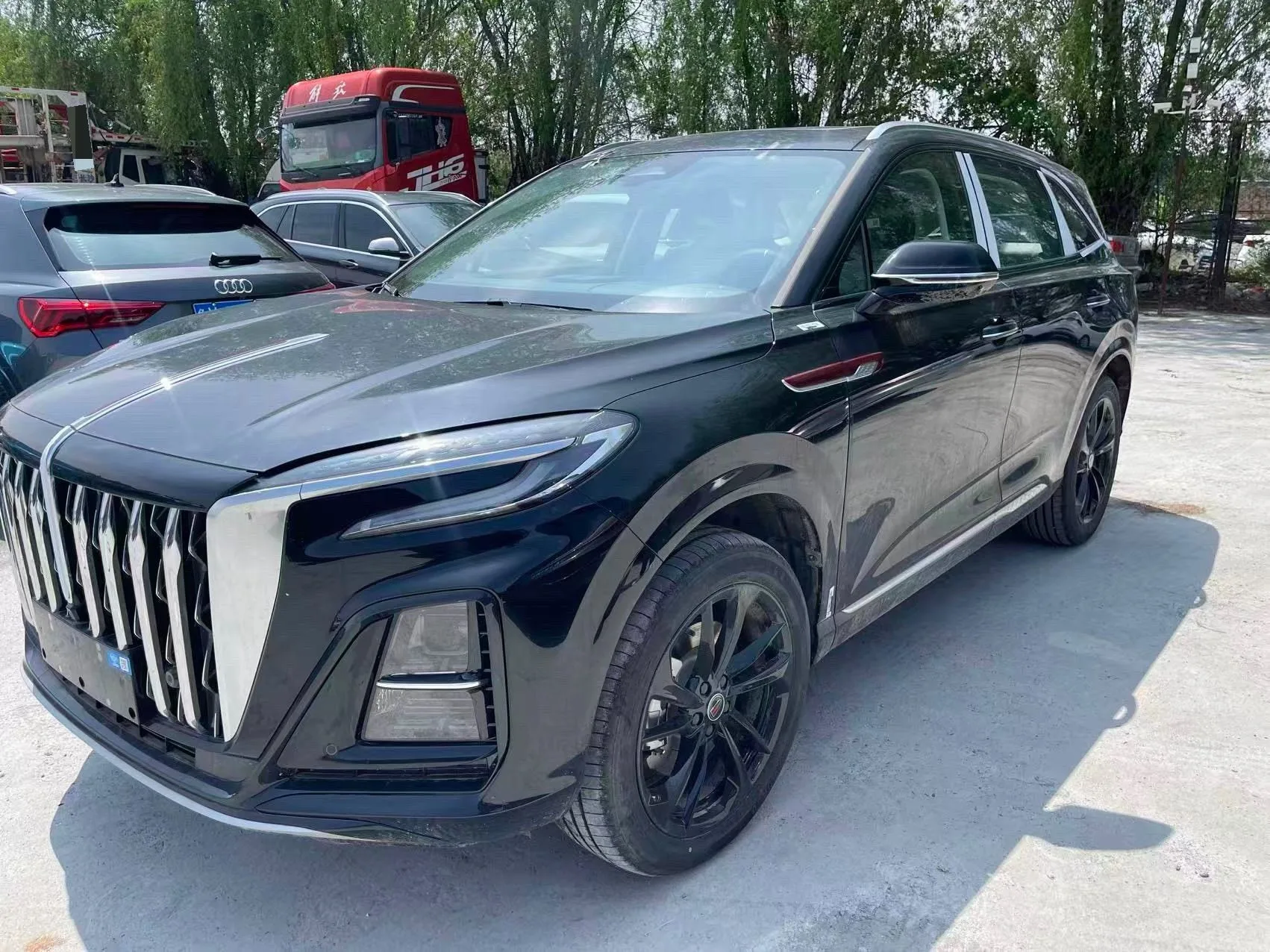 Hongqi 2025 HS3 PHEV 1.5T 125km/h 2 Millionth Unit Commemorative Edition Automatic Transmission