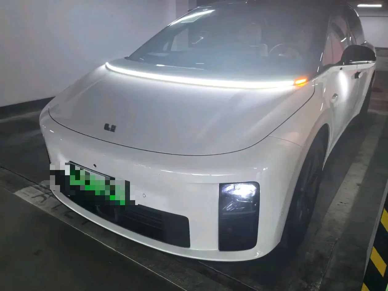 Li Auto i6 2025 Standard Edition