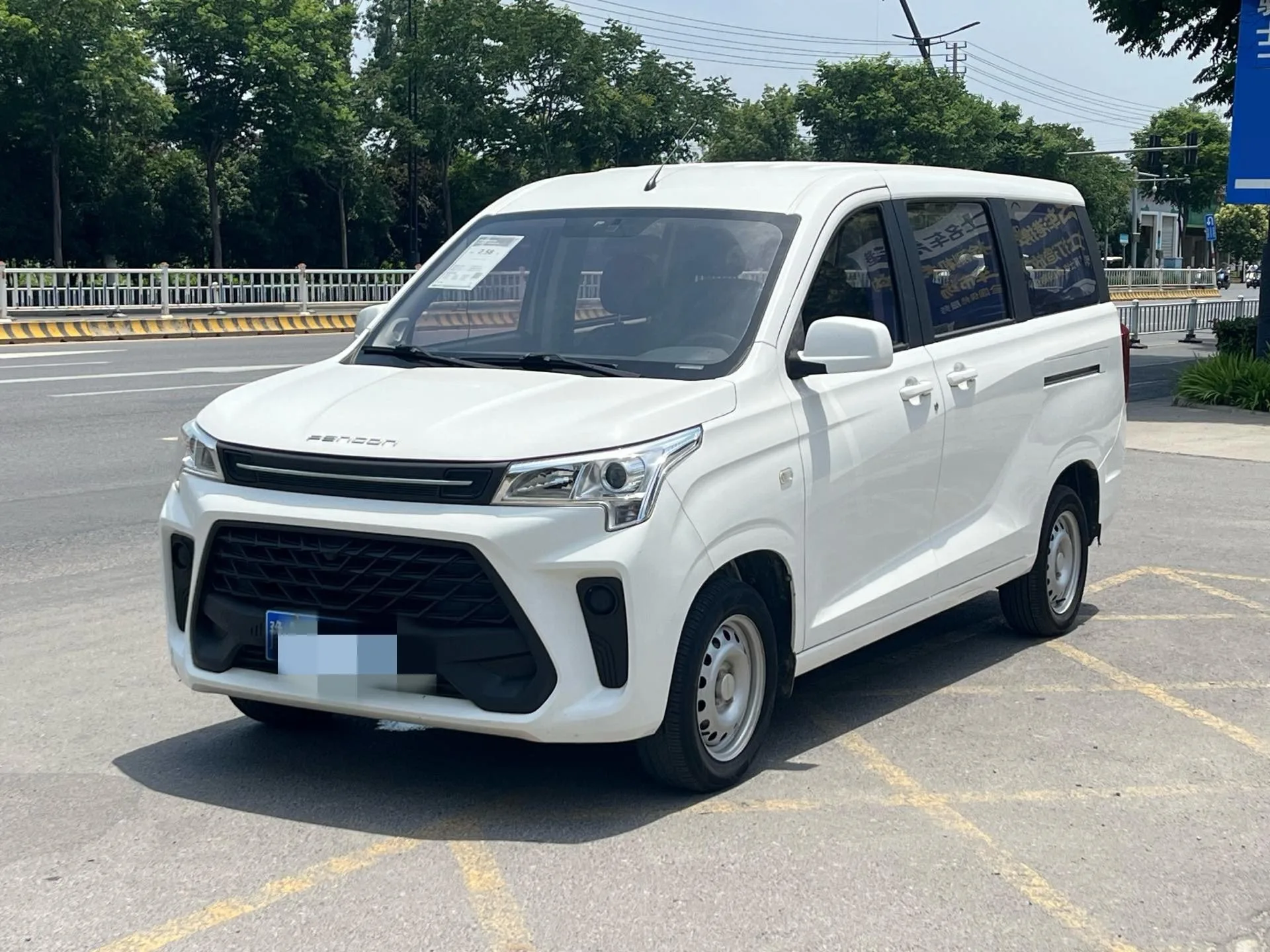 Fengguang 2022 Model, Fengguang 380 1.5 Classic 7-Seater Bus, Manual Transmission