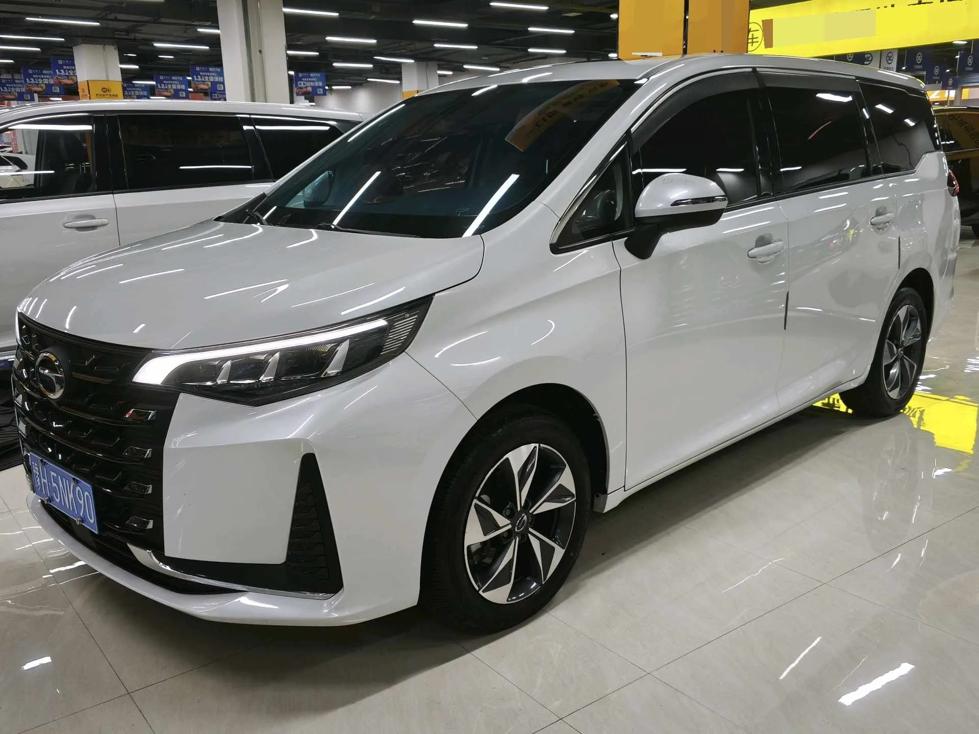 Trumpchi 2023 M6 PRO 1.5T 270T Luxury Edition Automatic
