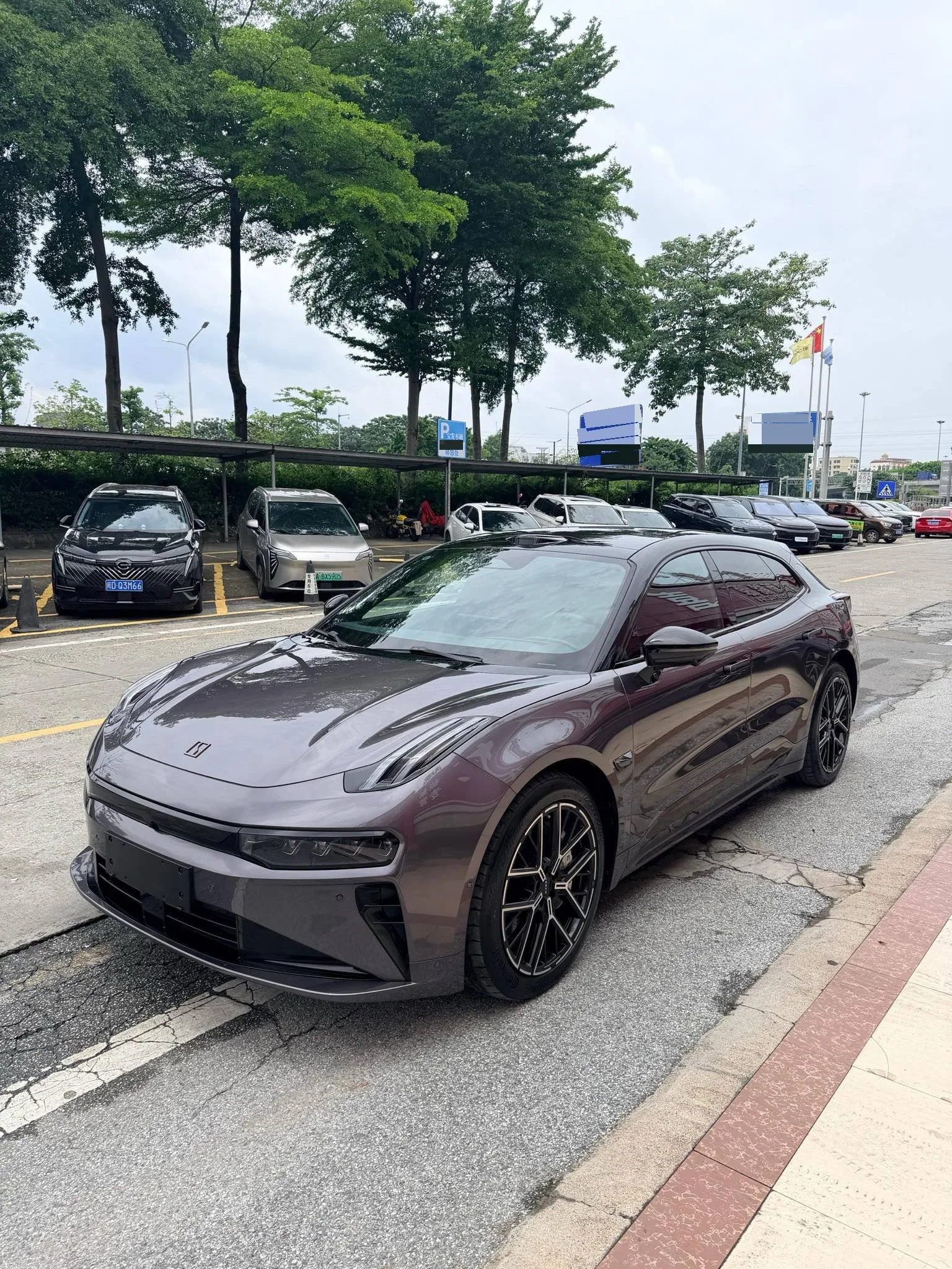 zeekr2026 Model JiKrypton 001 95-Degree 4WD Max Edition Automatic