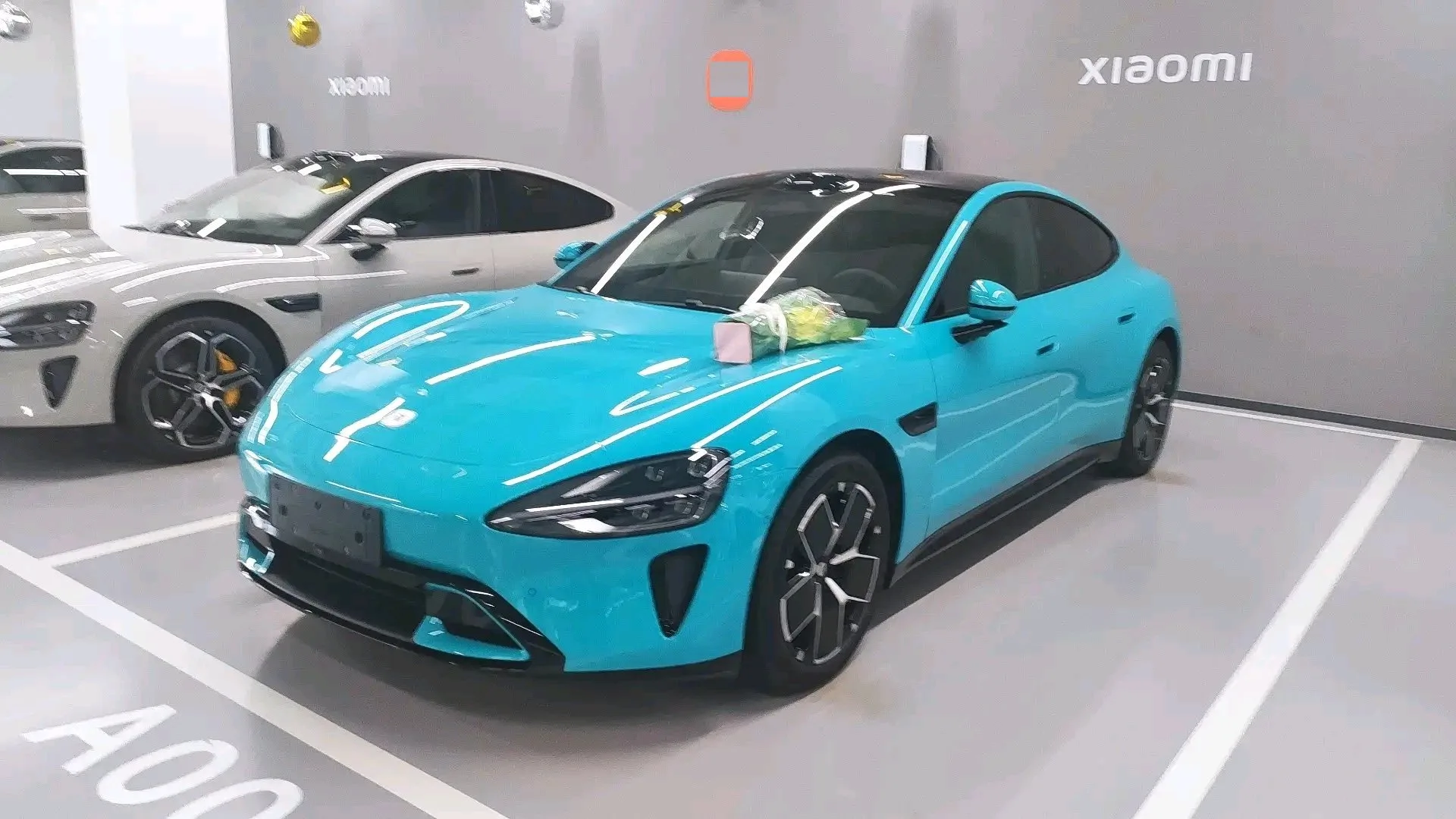 Xiaomi SU7 2024 Model 700km Rear-Wheel Drive Long-Range Smart Driving Edition