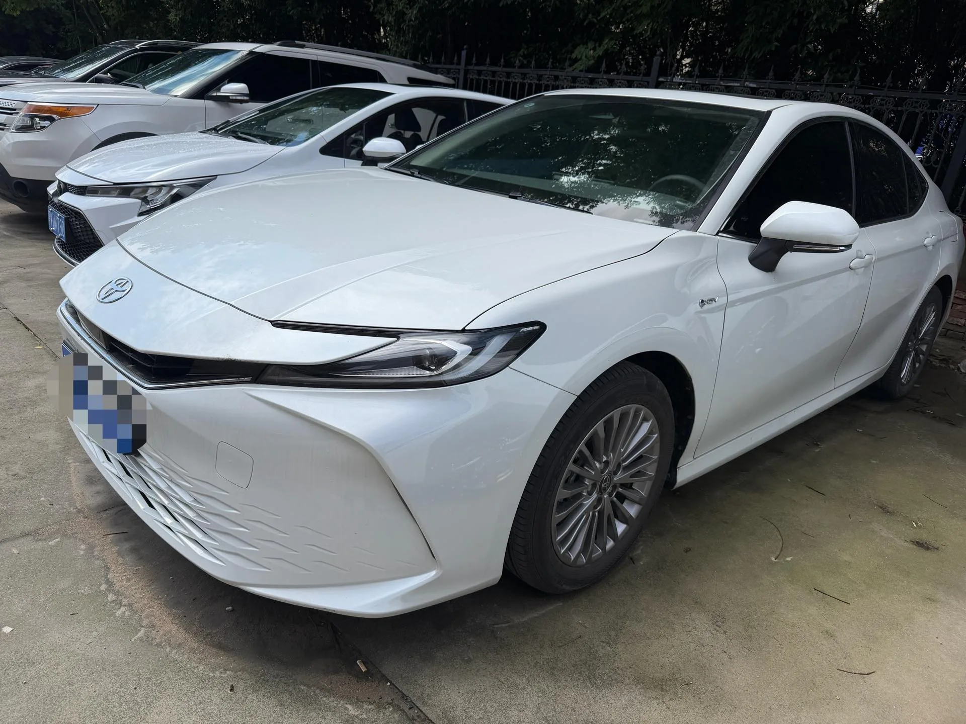 2025 Toyota Camry Hybrid 2.0HG CVT Premium Edition Automatic
