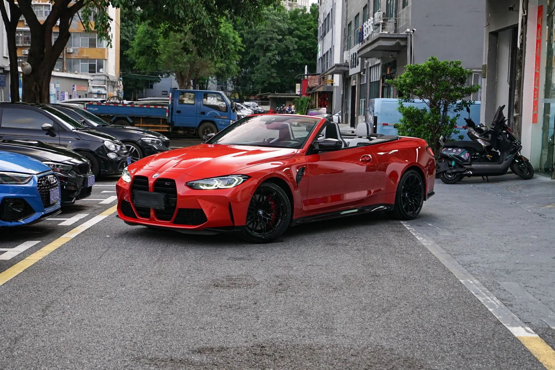 2021 BMW M4 M4 Convertible M xDrive Thunder Edition