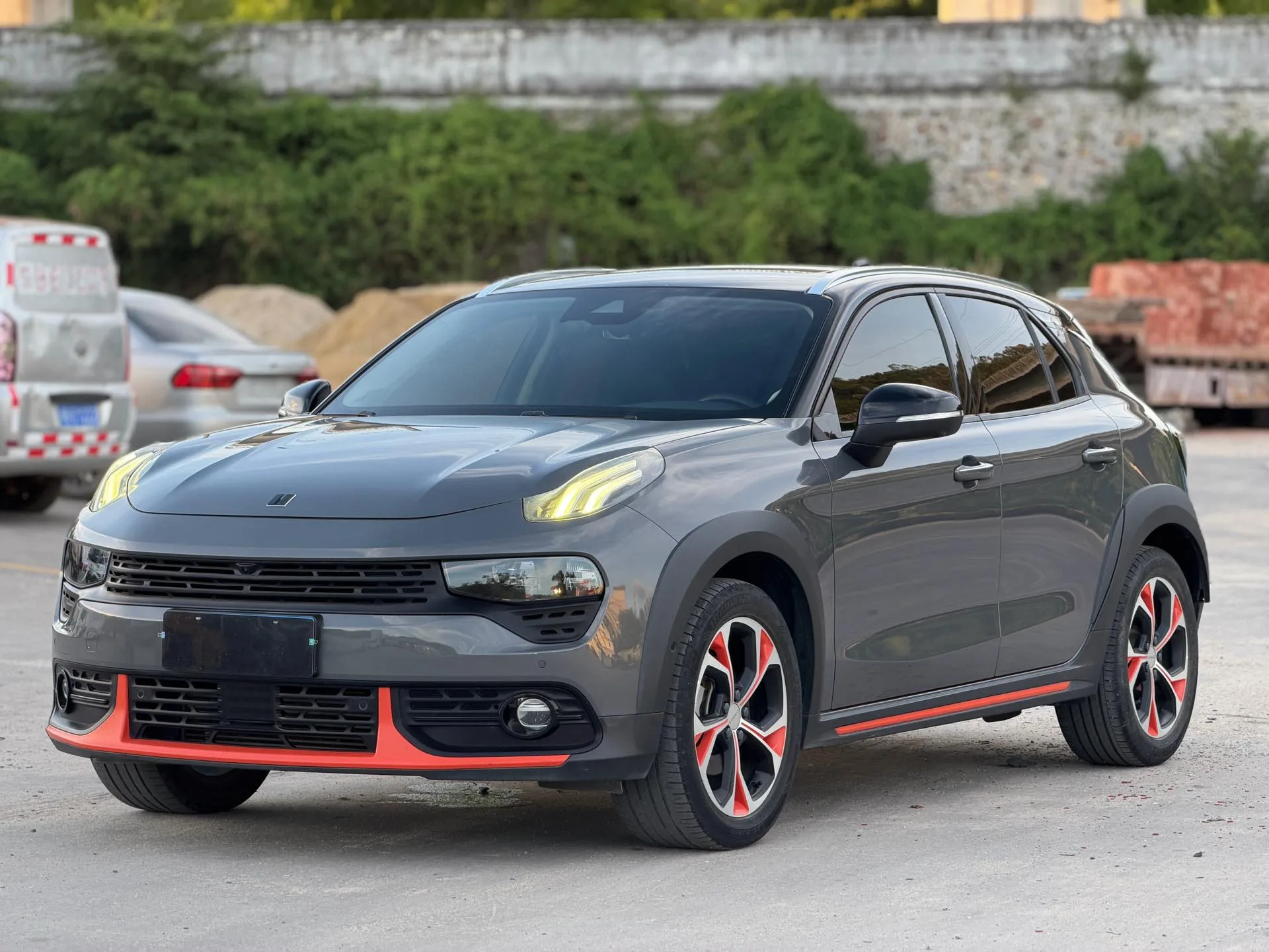 Lynk & Co 02 2018 1.5T DCT 2WD Pro Edition (National V Emission Standard)