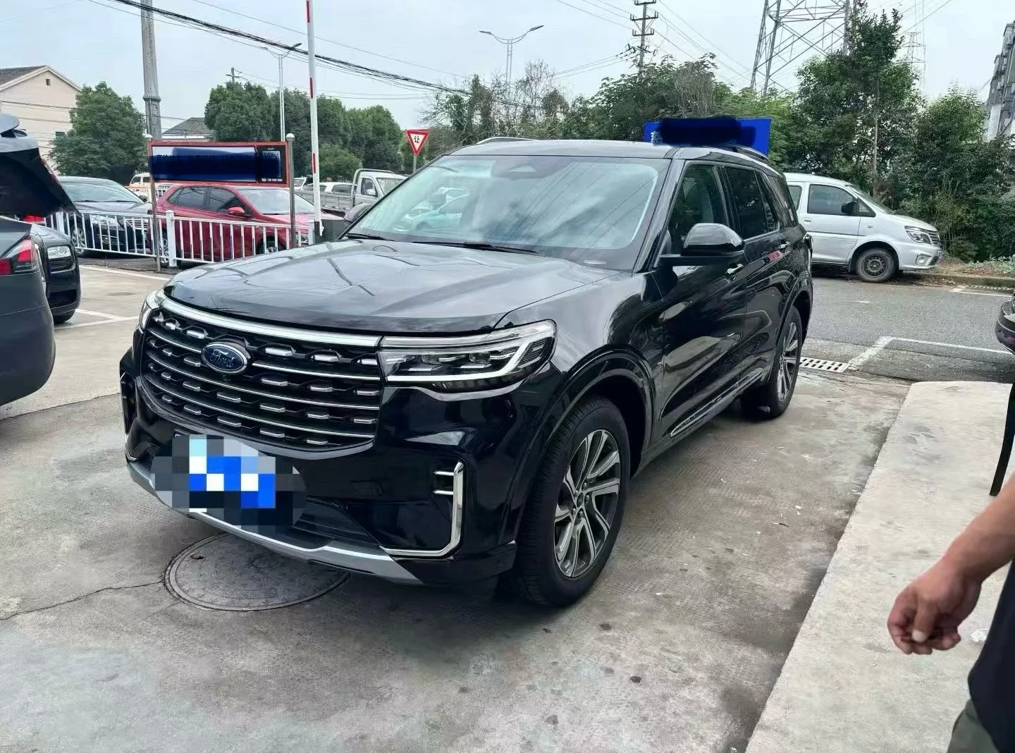 Ford Explorer 2025 2.3T EcoBoost 4WD Off-Road Edition 5-Seat Automatic