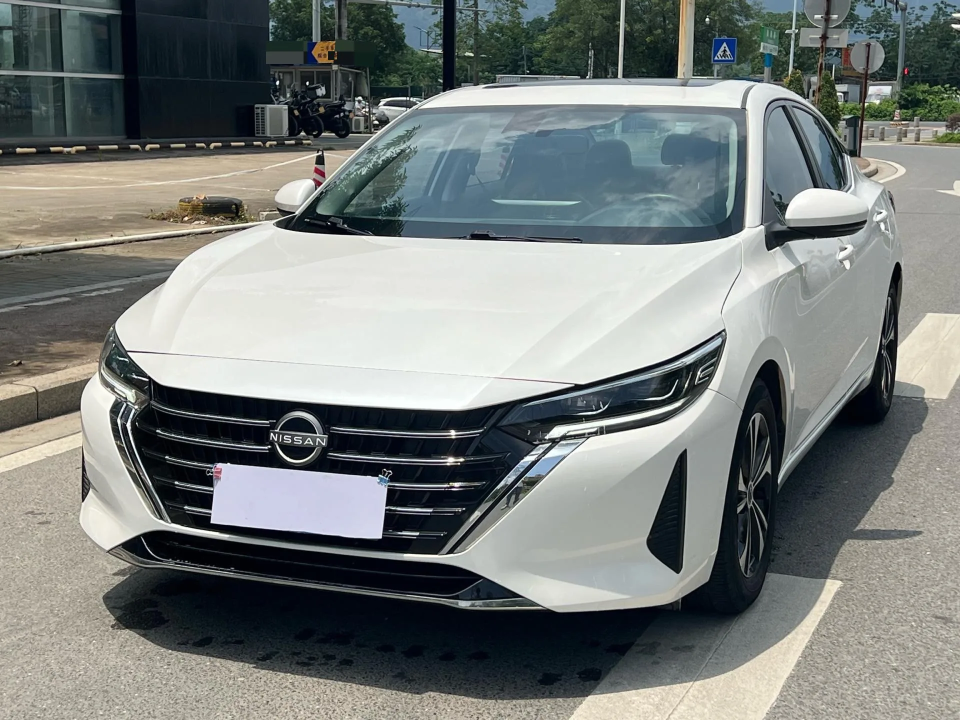 Nissan Sylphy 2023 1.6L CVT Enjoy Edition