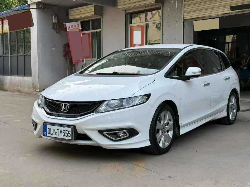 Jade 2014 1.8L Automatic Comfort Elite Edition 5-seater