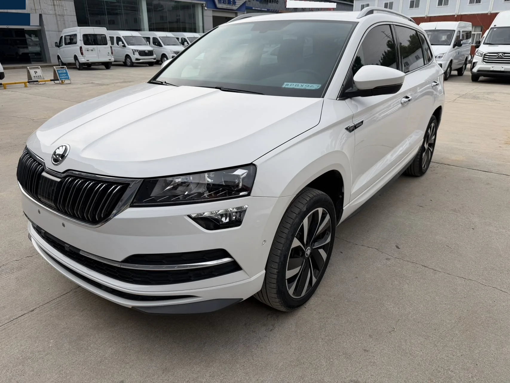 Karoq 2022 TSI280 Premium Edition