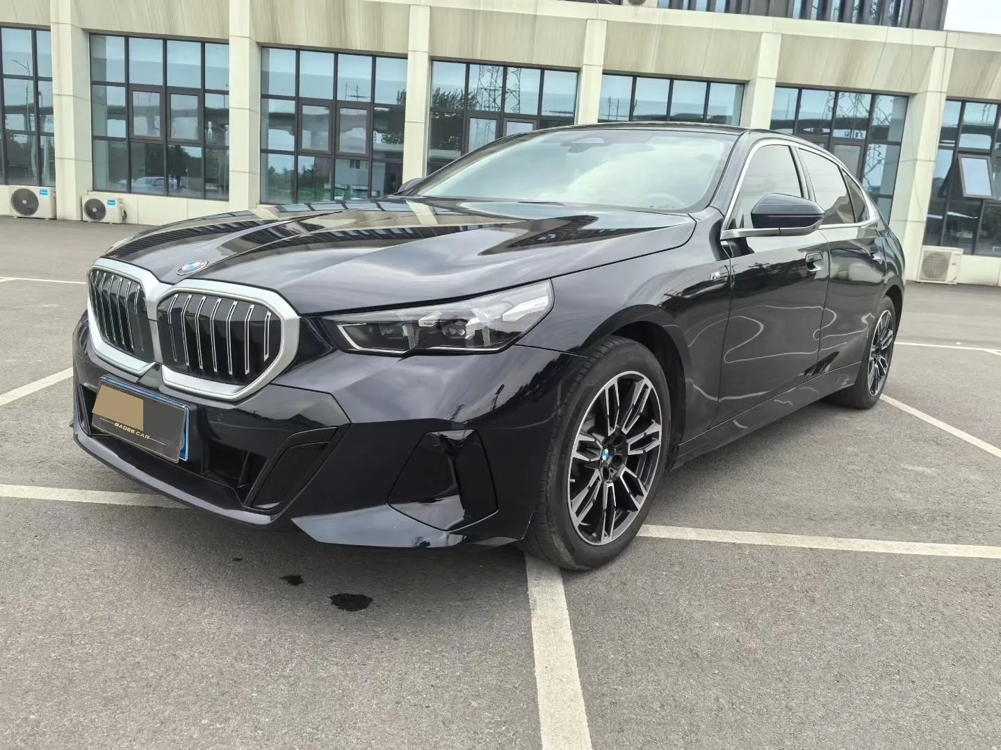 BMW 5 Series 2025 530Li 48V 2.0T Leading M Sport Package Automatic