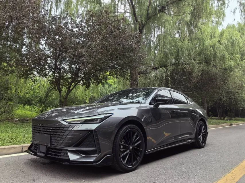 Changan 2023 UNI-V 1.5T Sport Edition Automatic