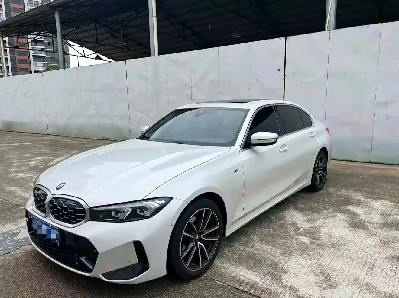 2025 BMW 3 Series 330Li 2.0T M Sport Shadow Edition Automatic