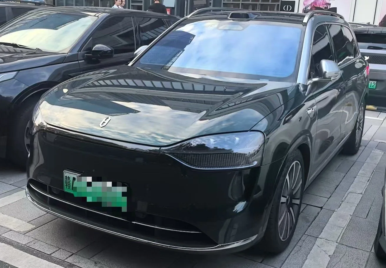 AITO M9 2024 Model, Range Extended Ultra Edition, 42kWh, 6-Seater, Automatic Transmission