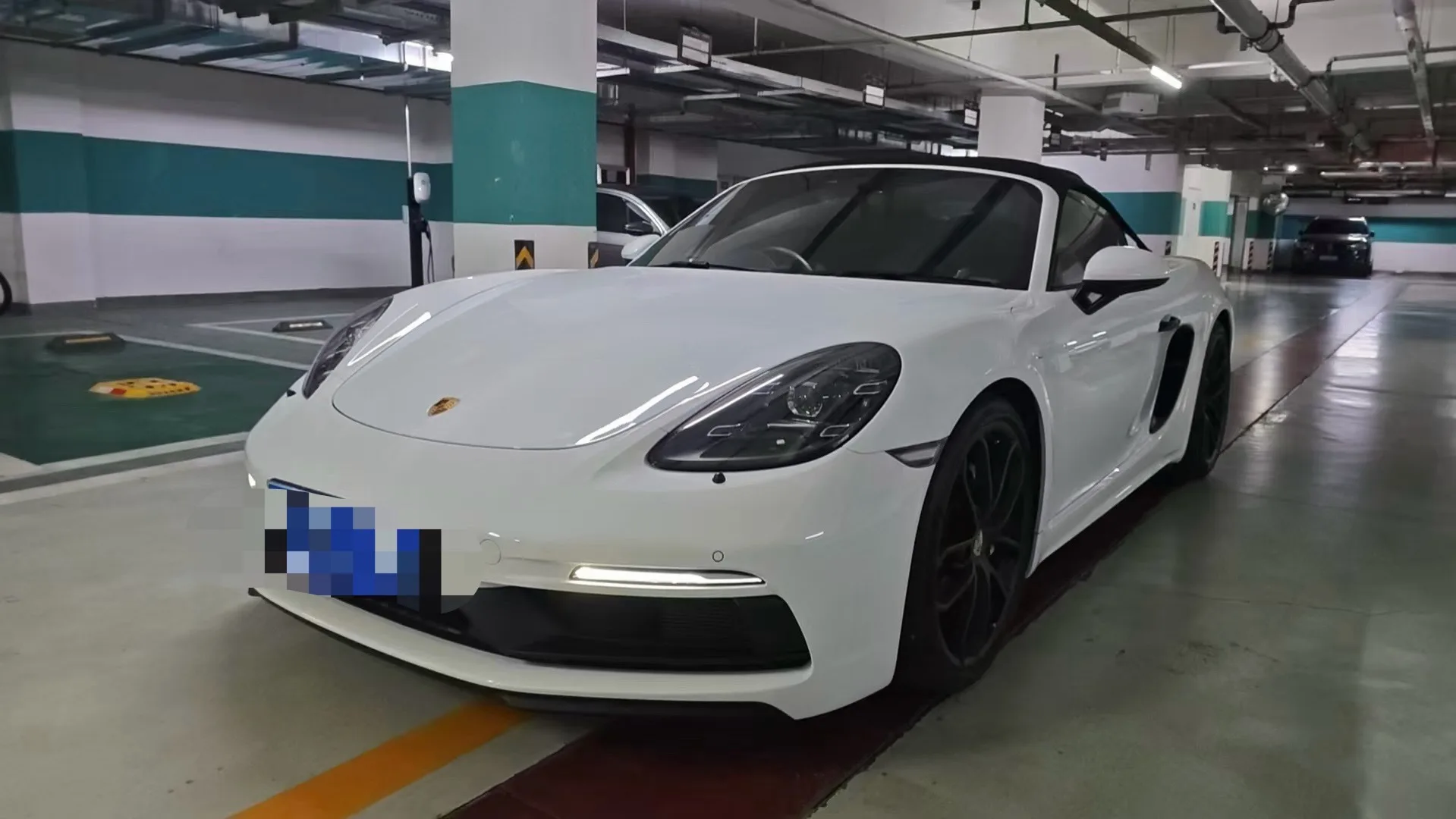 2022 Porsche 718 Spyder 2.0T