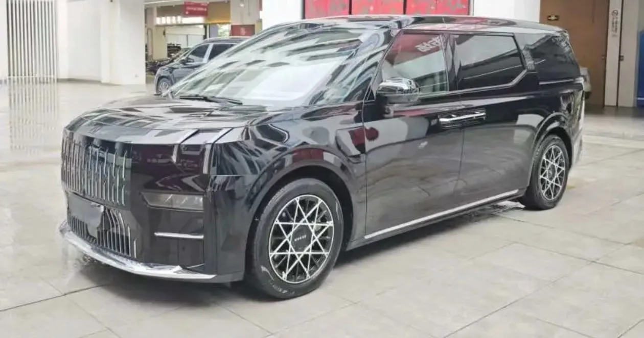 Extreme Krypton 009 2024 Model 7-Seat Aisle Edition 108kWh