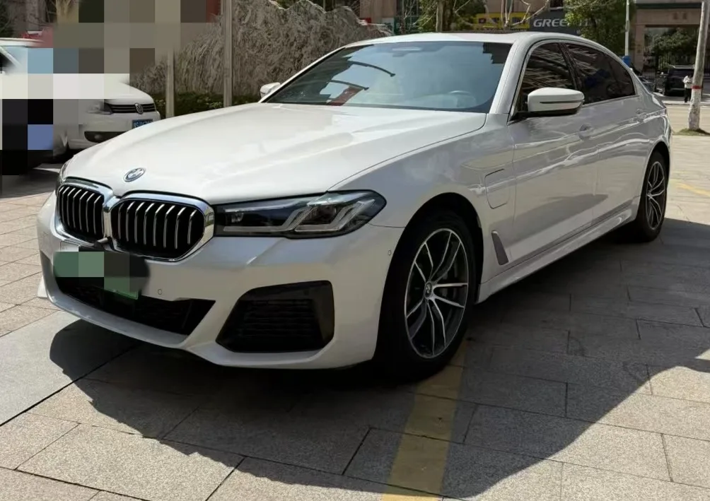 BMW 5 Series PHEV 2021 535Le Pioneer Edition M Sport Package