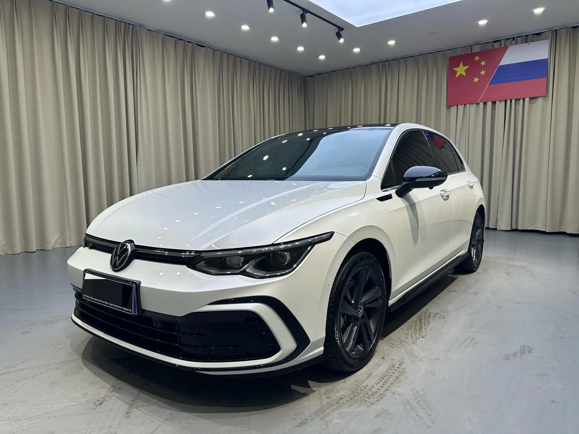 Volkswagen 2023 Golf 8 R-Line 1.4TSI 280TSI Automatic