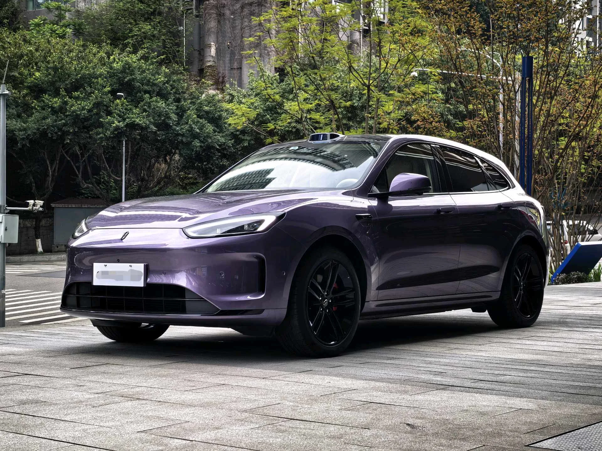 AITO 2025 M5 Extended Range Ultra 4WD Automatic