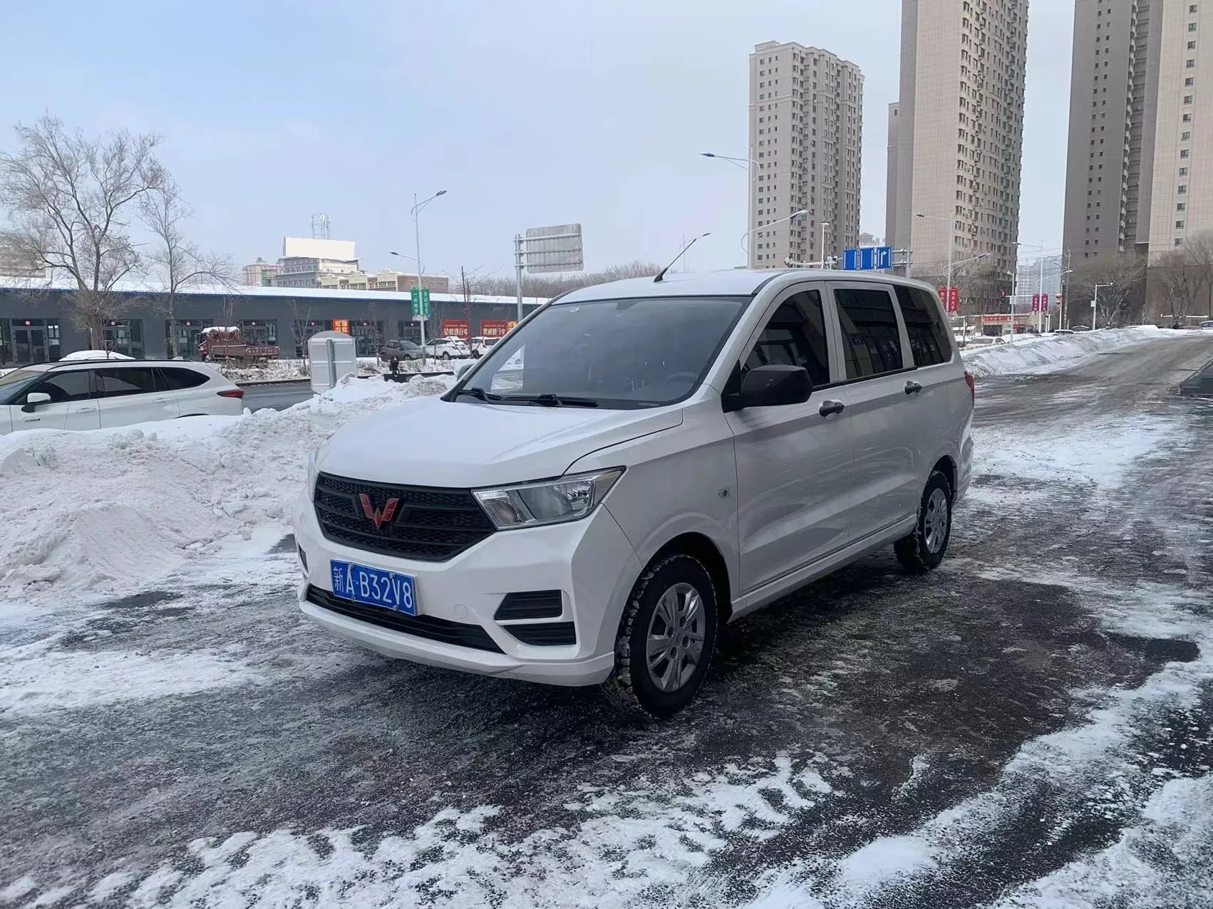 Wuling 2021 Hongguang S 1.5 Standard (Facelift) Manual Transmission