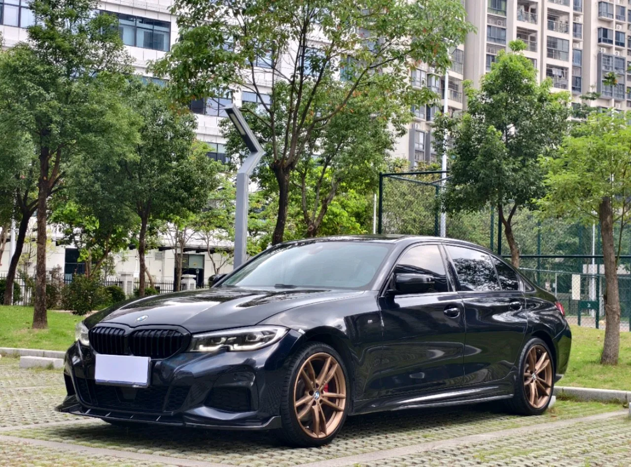 2022 BMW 3 Series 330Li xDrive M Sport Shadow Edition