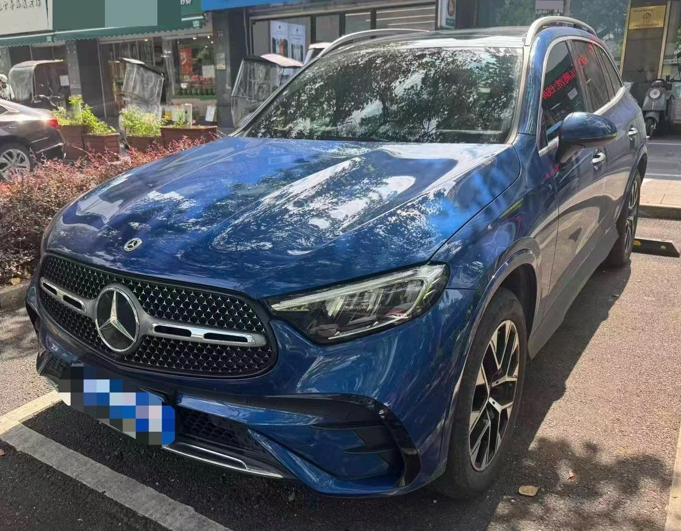 Mercedes-Benz 2023 GLC 260 L 4MATIC 48V 2.0T Luxury 5-seater Automatic