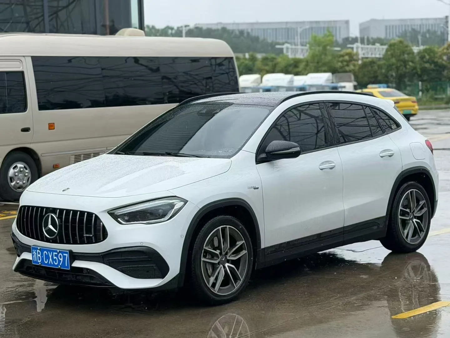 Mercedes-Benz GLA AMG 2021 AMG GLA 35 4MATIC