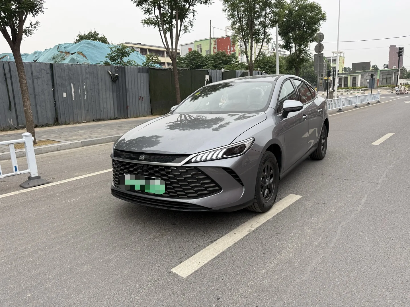 BYD 2026 Qin PLUS DM-i 1.5 CVT 128KM Entry-level Automatic