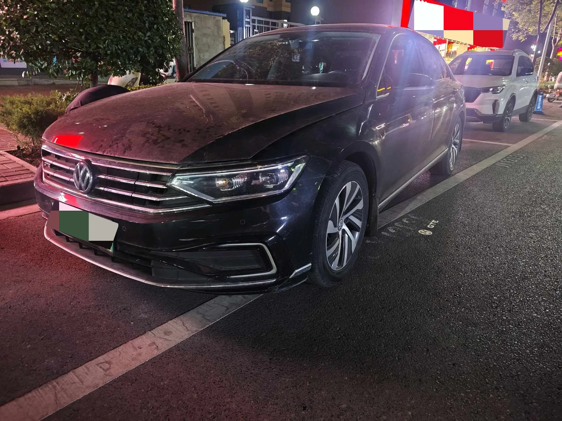 2020 Volkswagen Magotan GTE Plug-in Hybrid, GTE Premium Trim