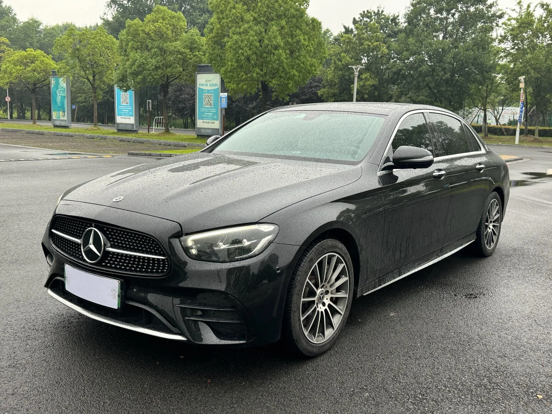 Mercedes-Benz E-Class PHEV 2023 E 350 e L Plug-in Hybrid Sports Sedan