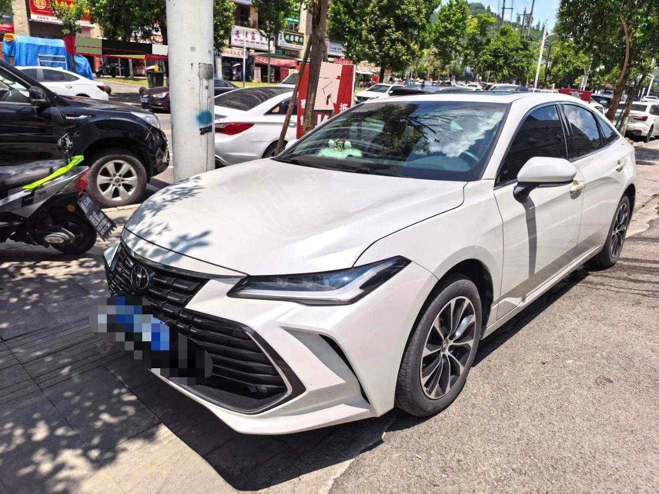 Toyota 2023 Avalon 2.0 CVT Progressive Edition Automatic