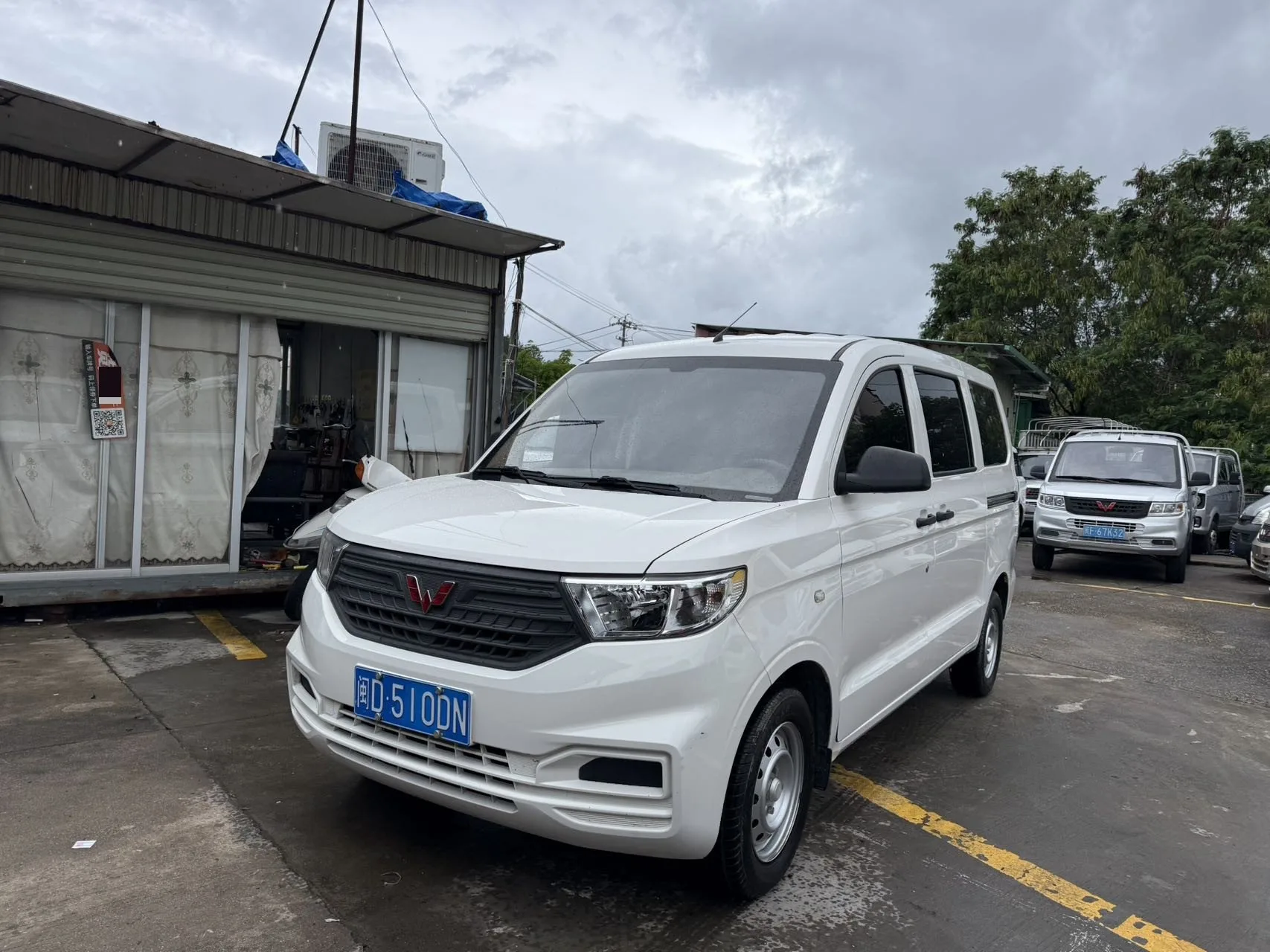 Wuling 2019 Rongguang V 1.5 Practical Edition 5-Seater Manual Transmission