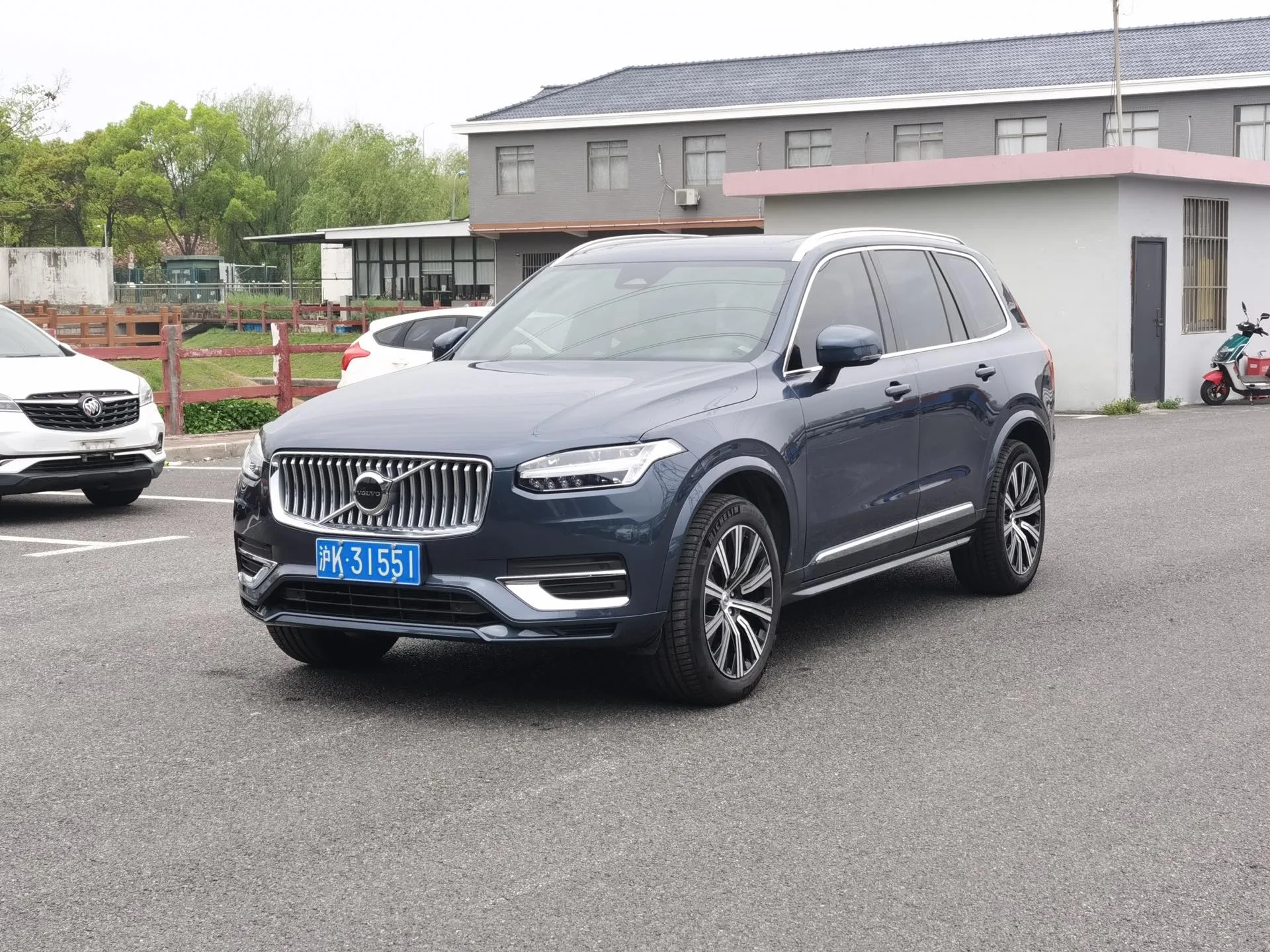 2024 Volvo XC90 B6 Inscription Luxury Edition 7-seater