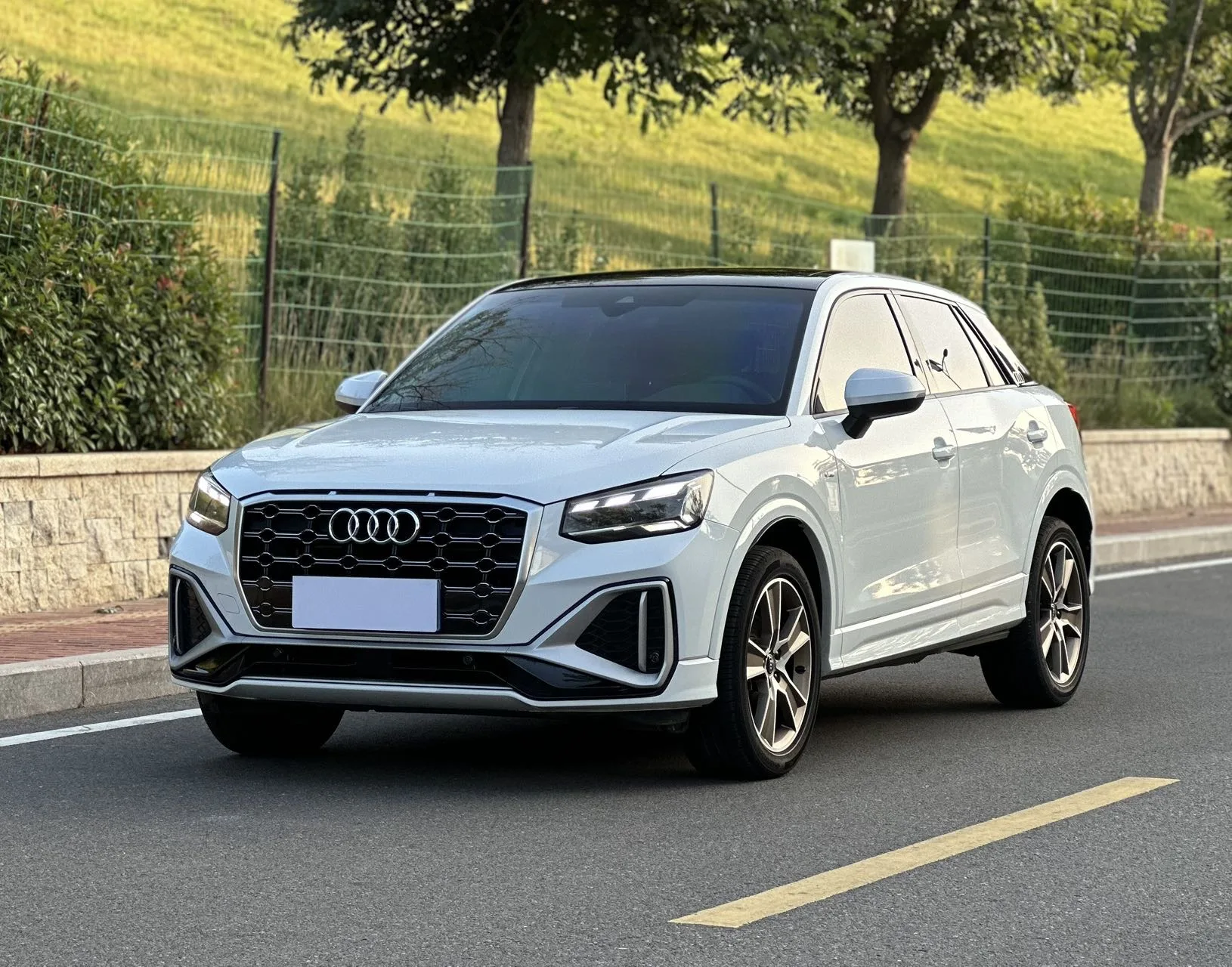 Audi Q2L 2022 35 TFSI Fashion Dynamic Edition