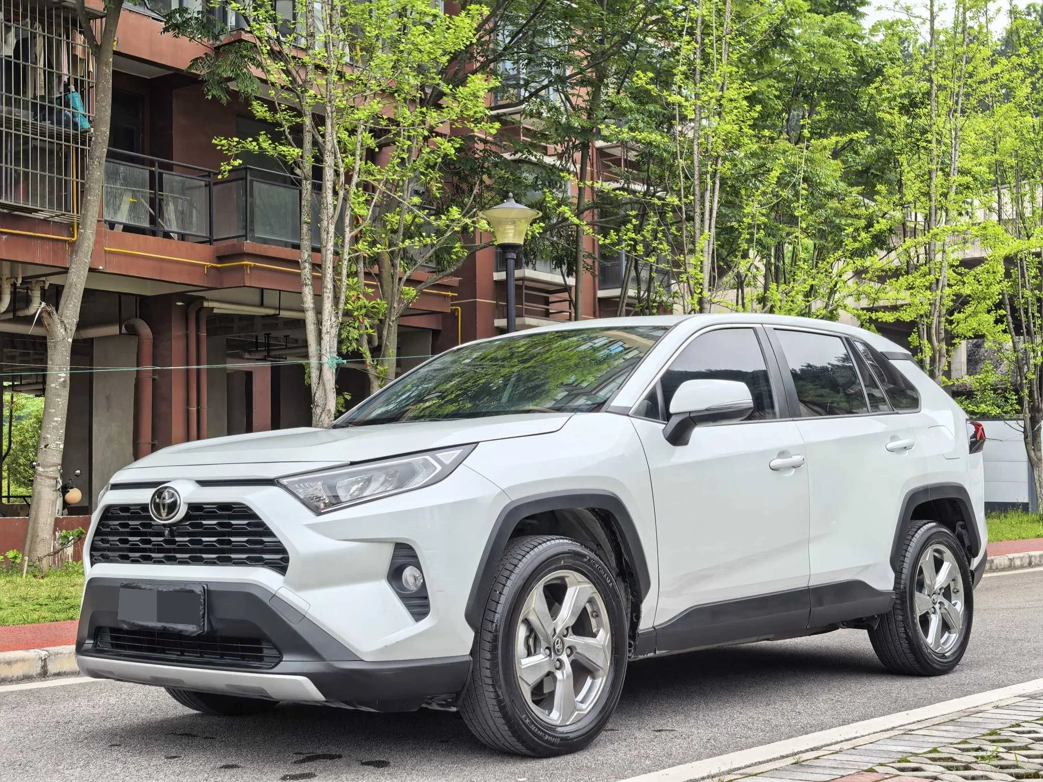 2022 Toyota RAV4 2.0L CVT 2WD Fashion Edition
