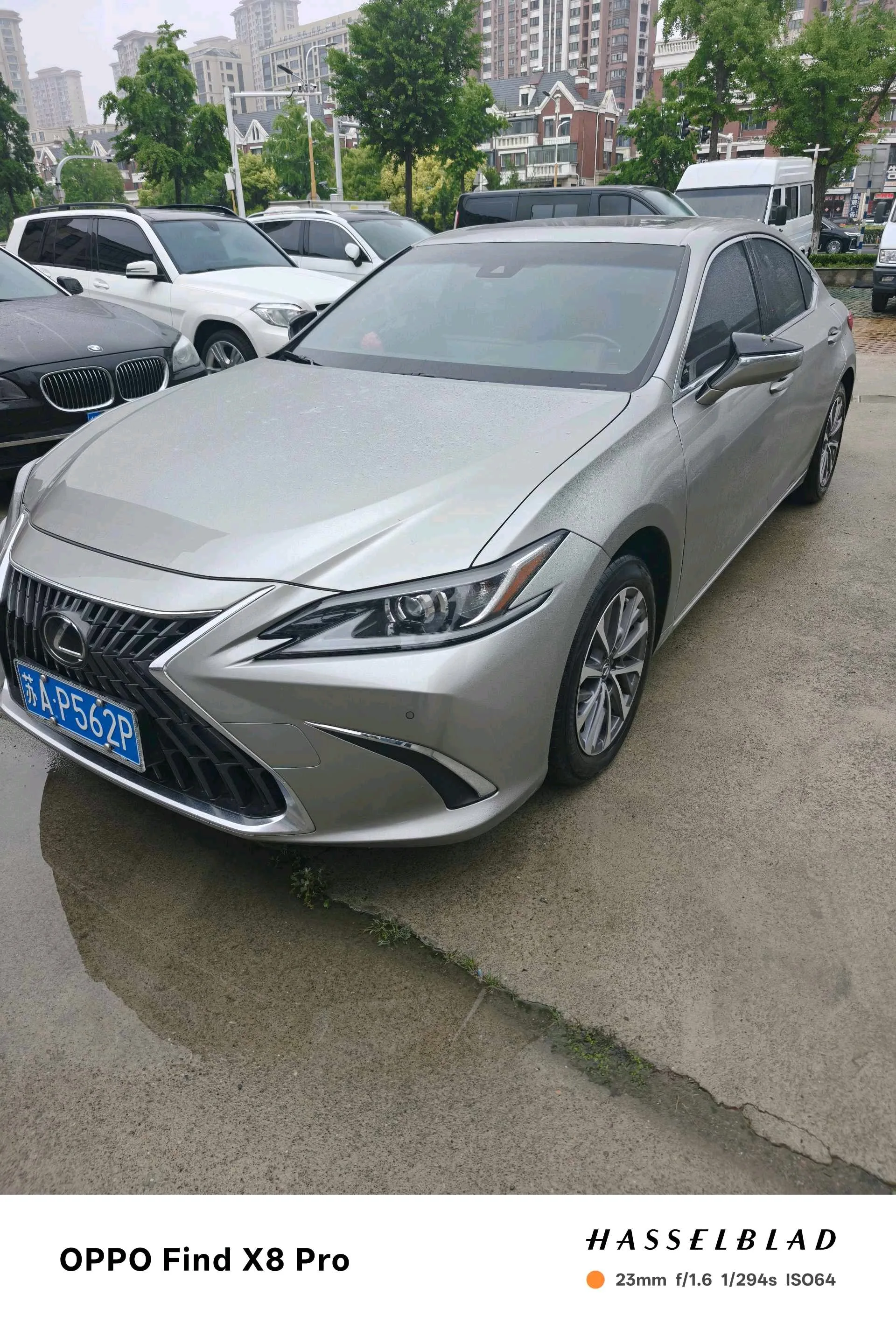 Lexus ES 2023 200 Premium Edition