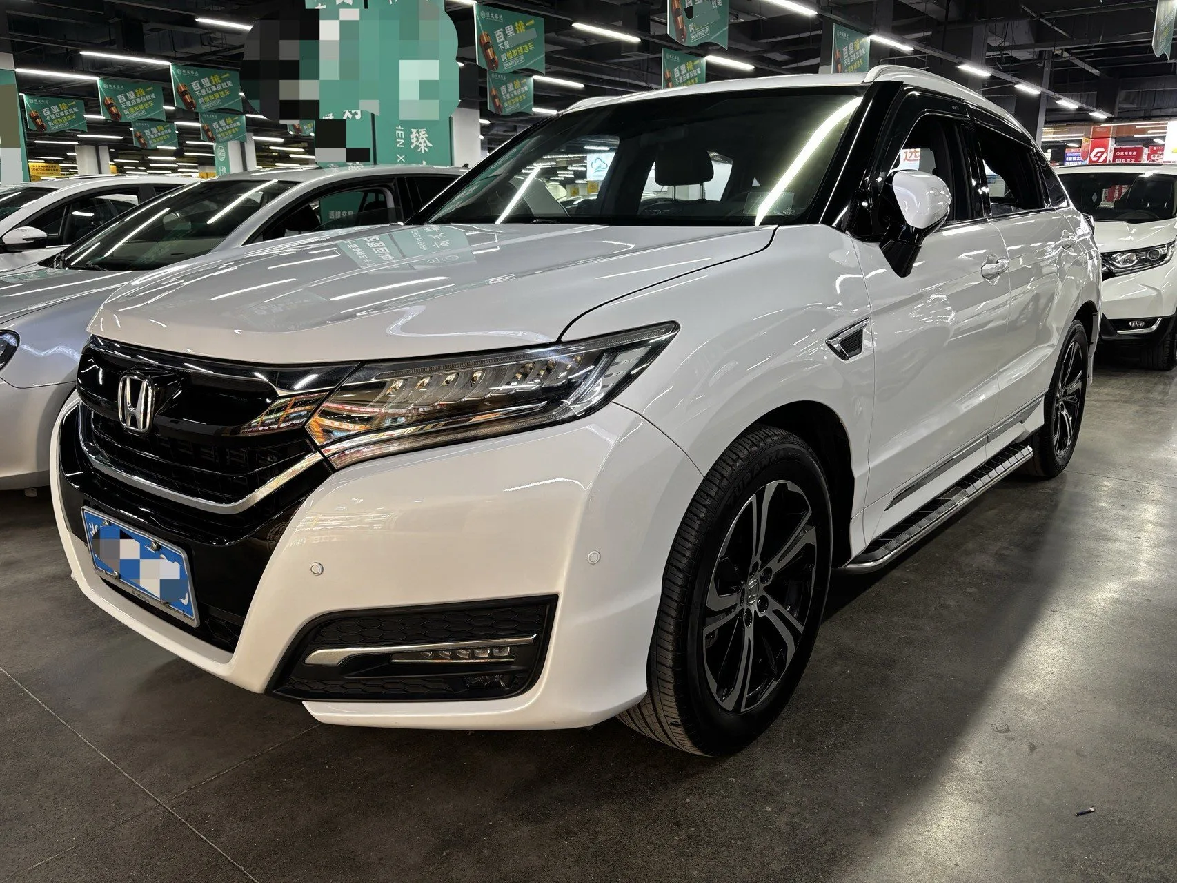 2017 Honda UR-V 370TURBO FWD Premium Edition (China V Emission Standard)