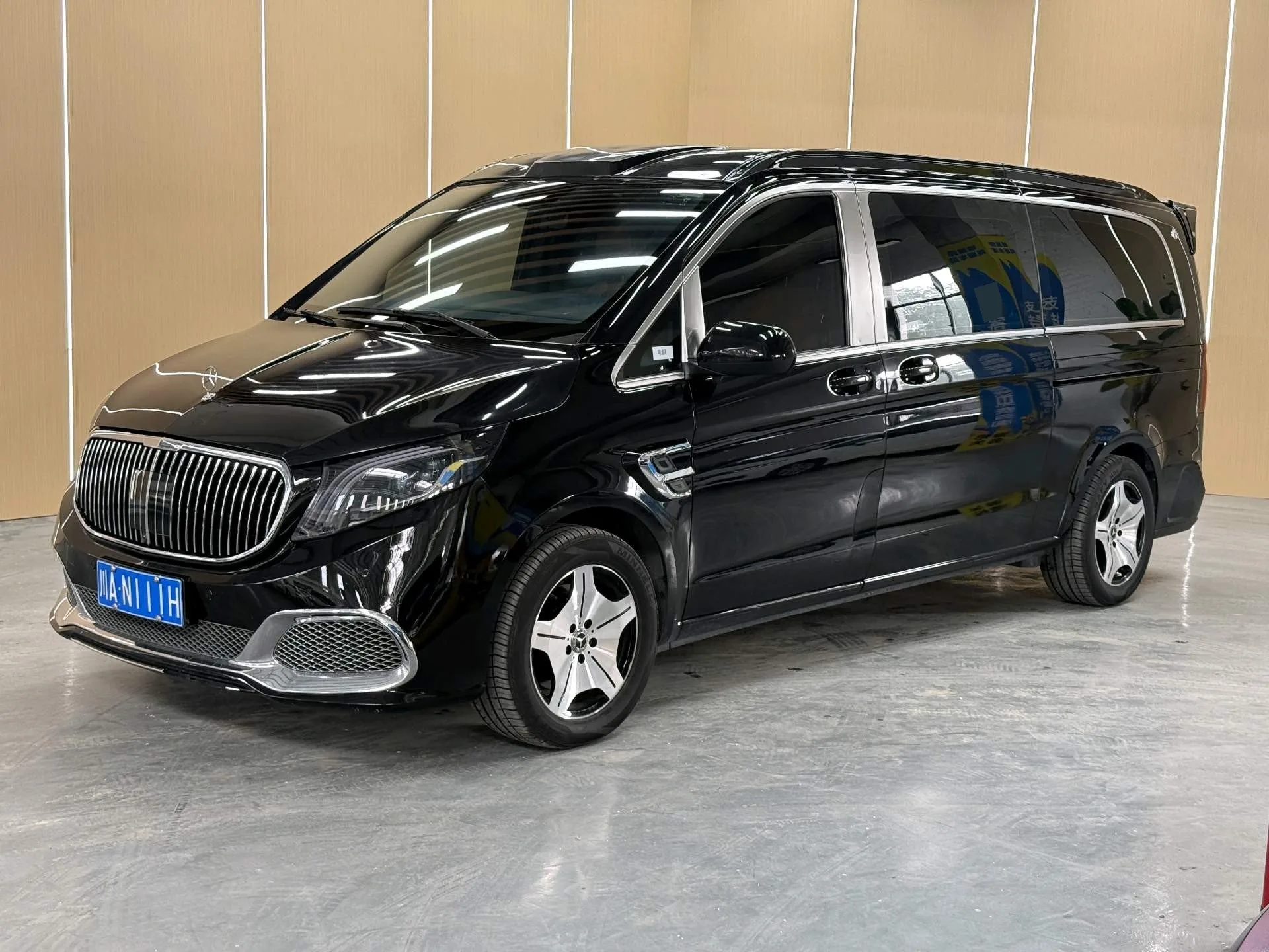 Mercedes-Benz 2023 Vito 2.0T Business Edition 7-seater Automatic