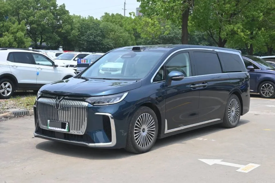 Voyah 2025 Dreamer PHEV 1.5T 4WD Flagship Gankun Edition Automatic