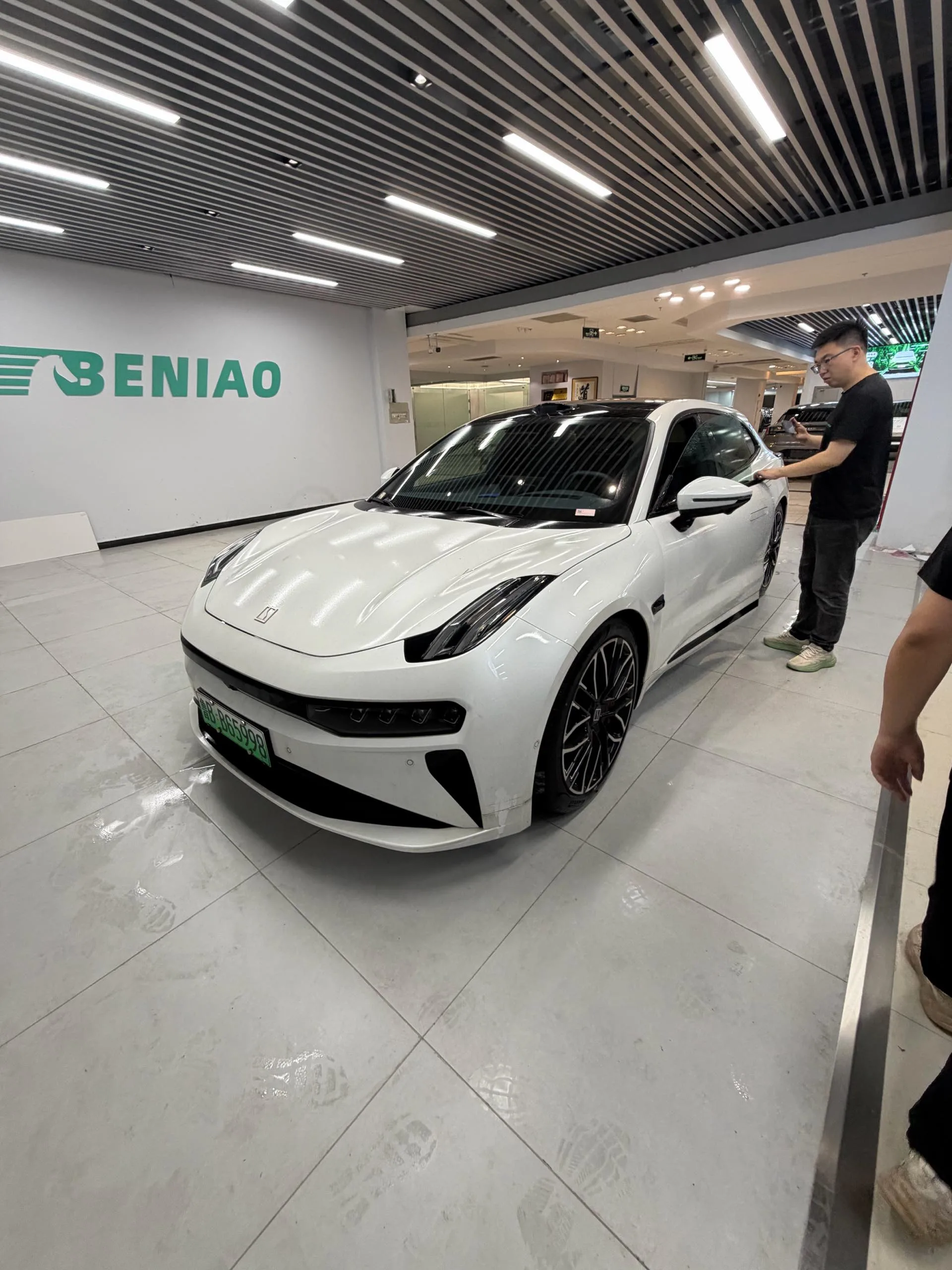 Jike 2025 Model Jike 001 YOU Edition 100kWh 4WD Automatic