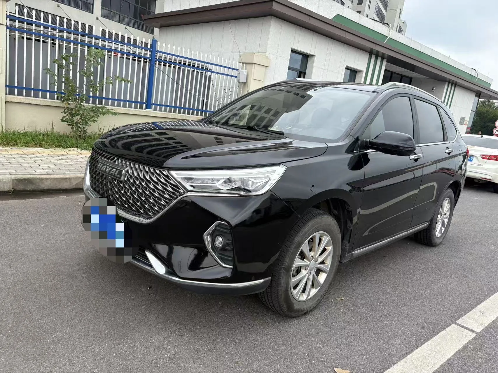 Haval M6 2021 PLUS 1.5T DCT Luxury Intelligent Connectivity Edition