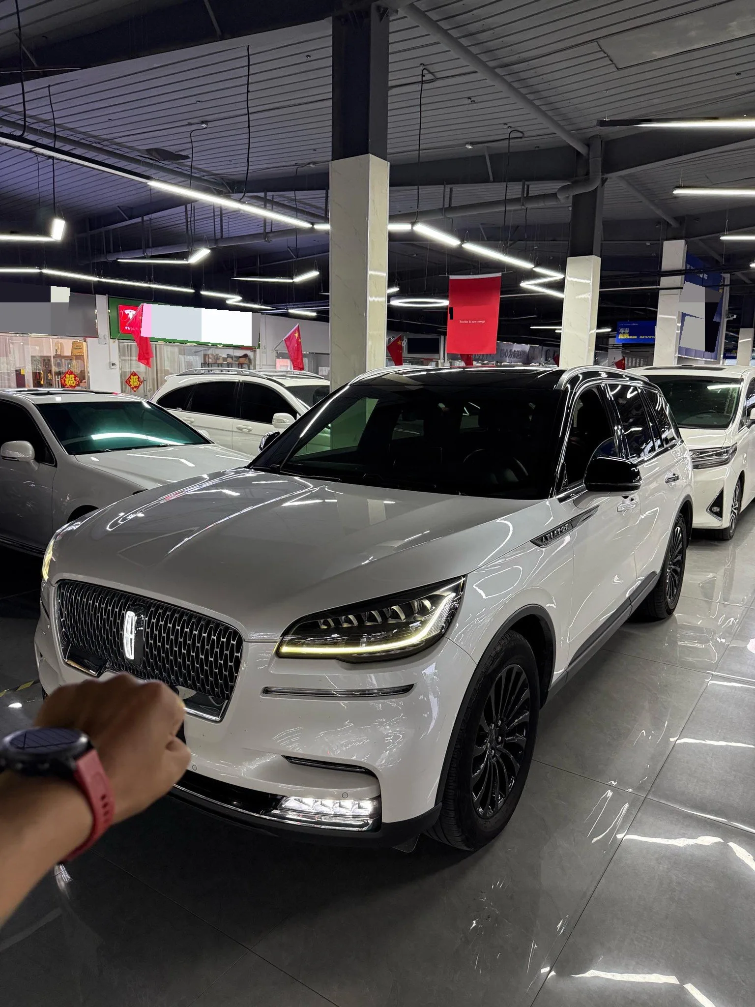 Flying 2020 3.0T V6 AWD Premium Edition